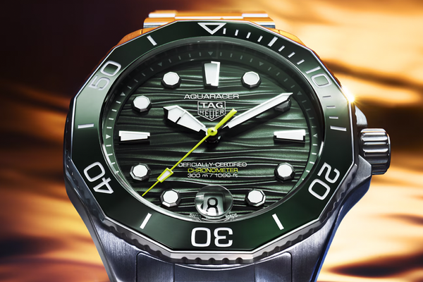 Gent's calibre 5 Automatic Watch. The 42mm case  model WBP5116.BA0013