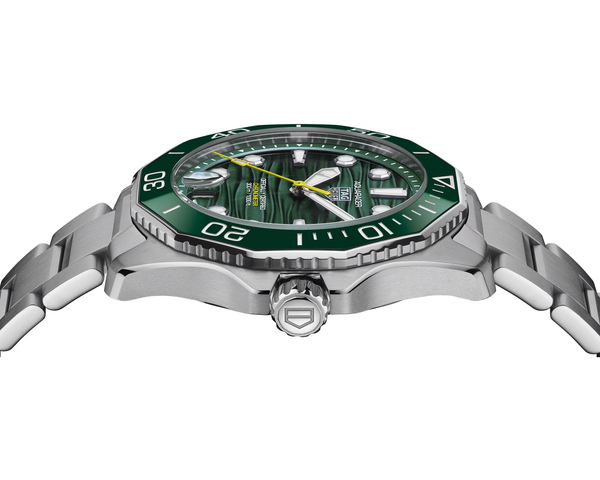 Gent's calibre 5 Automatic Watch. The 42mm case  model WBP5116.BA0013