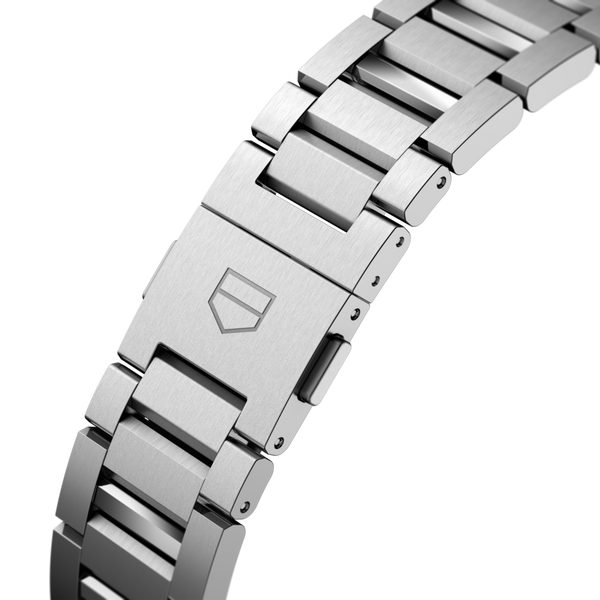 Gent's TAG Heuer Carrera Heuer 02 Automatic Watch. Model: CBN2A1B.BA0643