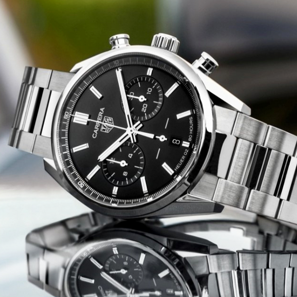 Gent's TAG Heuer Carrera Calibre Heuer 02 Automatic Watch. MODEL CBN2010.BA0642